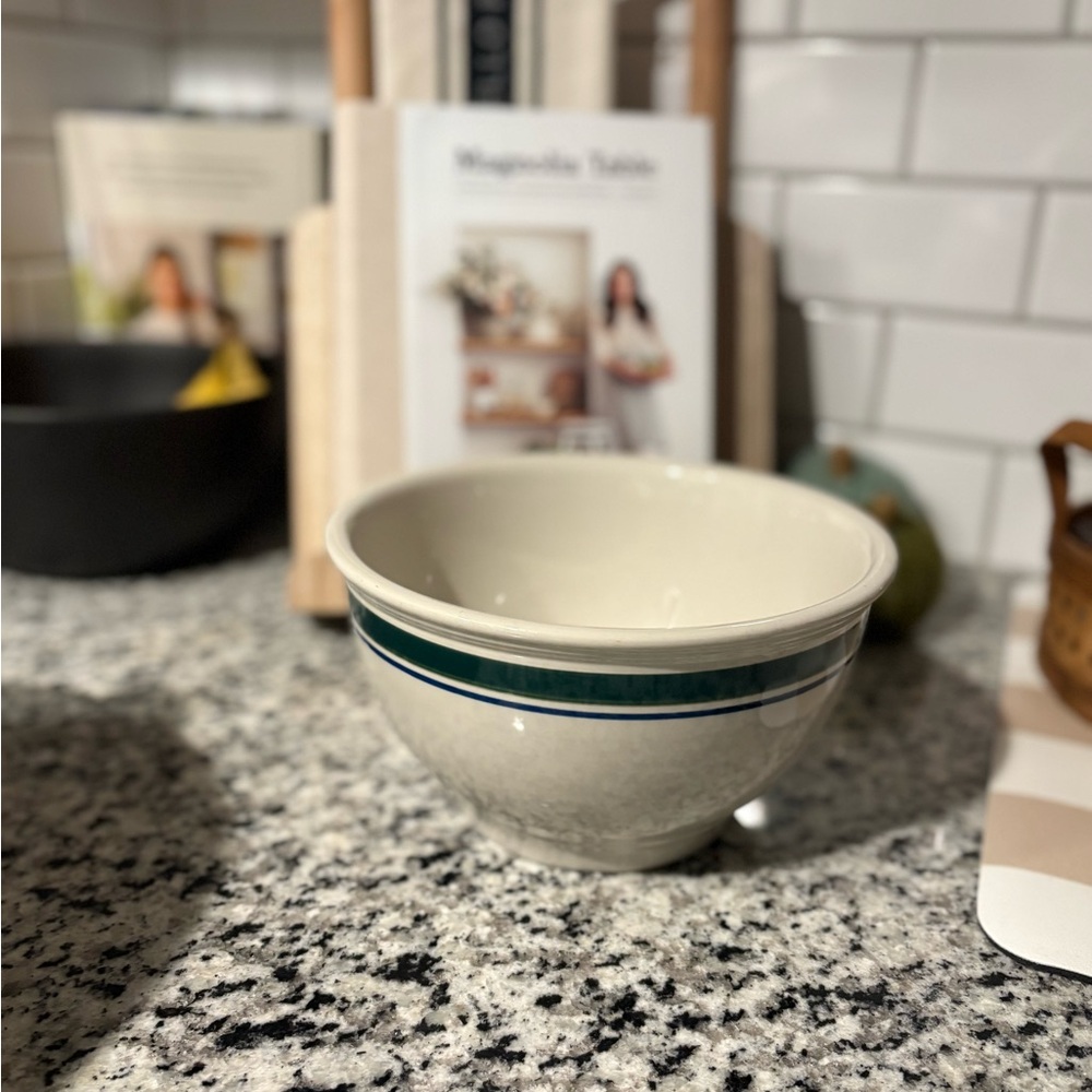 8” Gibson Stoneware ceramic mixing bowl